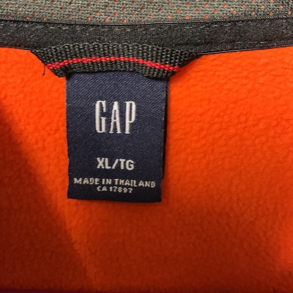 GAP Jacket - Picture 2 of 4